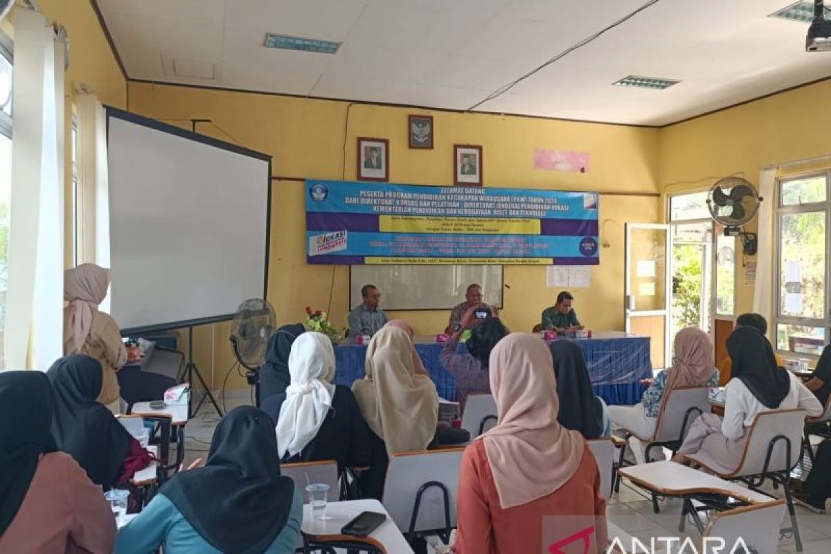 Dindik Bangka Tengah gelar pelatihan pendidikan kecakapan wirausaha