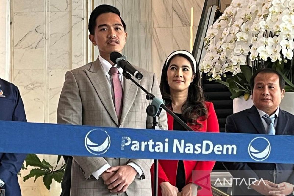 Surya Paloh minta Kaesang tak berhenti berjuang sampai pemilu keenam