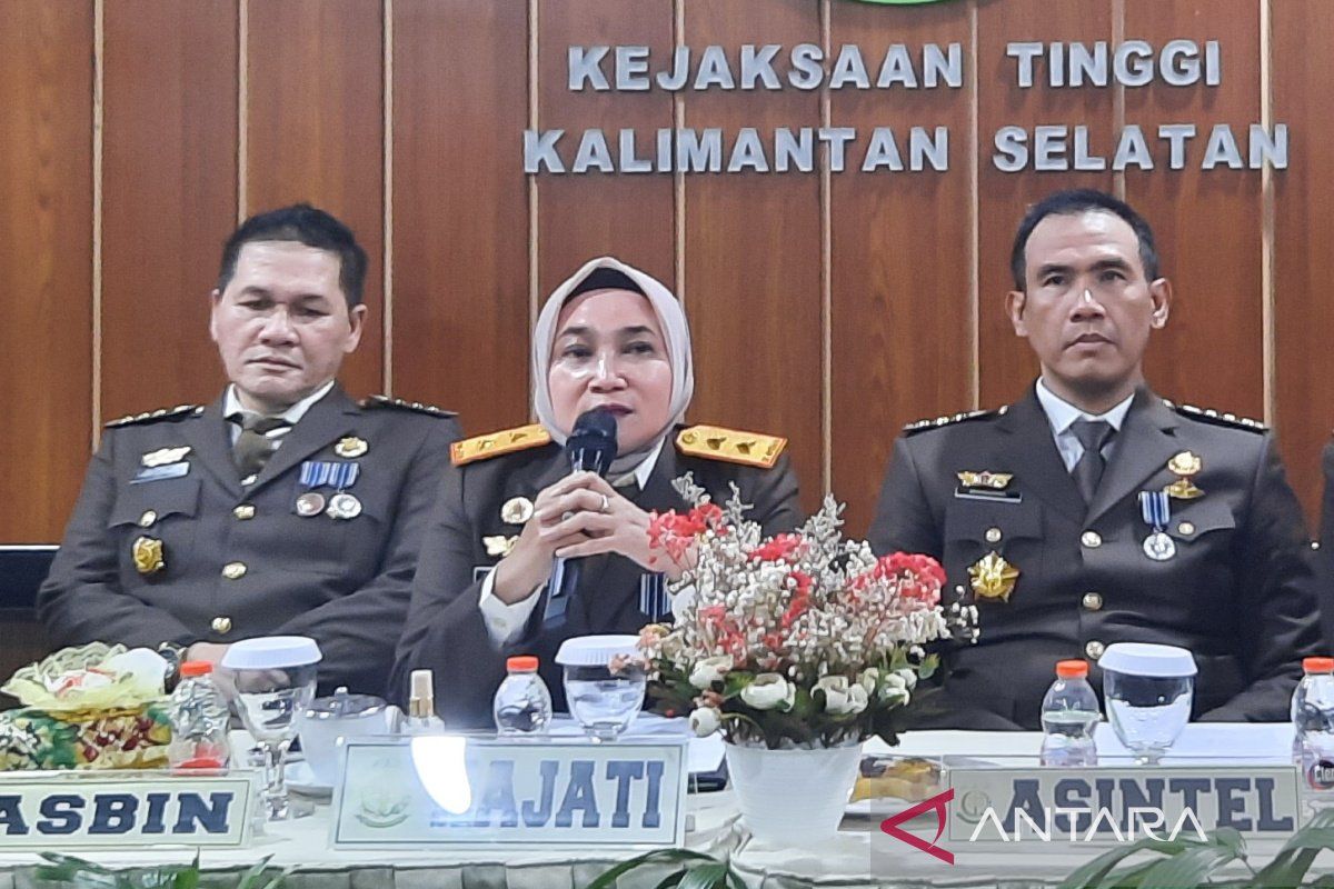 Kejati Kalsel kembalikan kerugian negara Rp4,85 M dari perkara korupsi