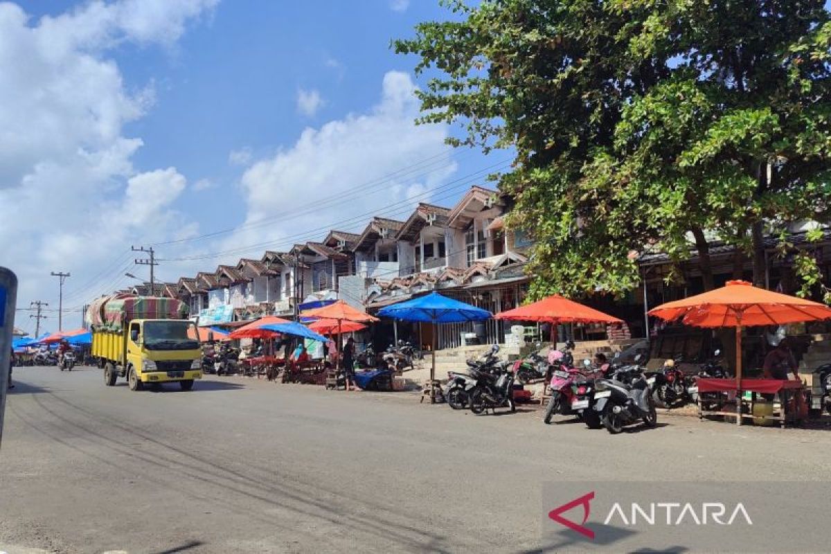 Disperindag Bengkulu sosialisasikan PKL tidak berjualan di luar pasar