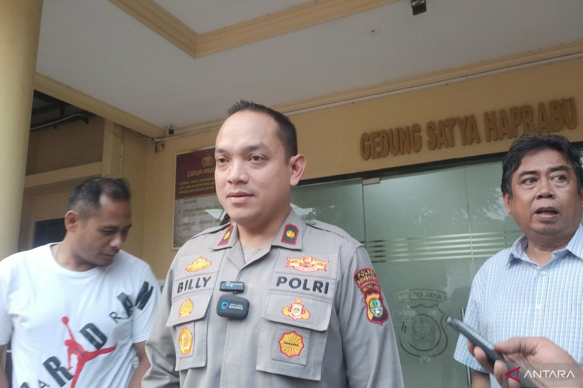 Polisi mediasi bentrok perebutan tanah sengketa di Kembangan