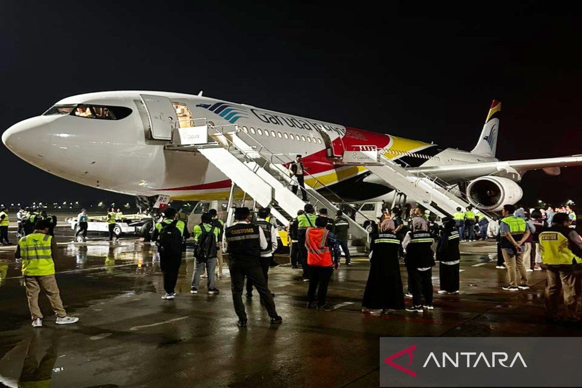 Bandara Syamsudin Noor tuntaskan penerbangan haji 19 kloter