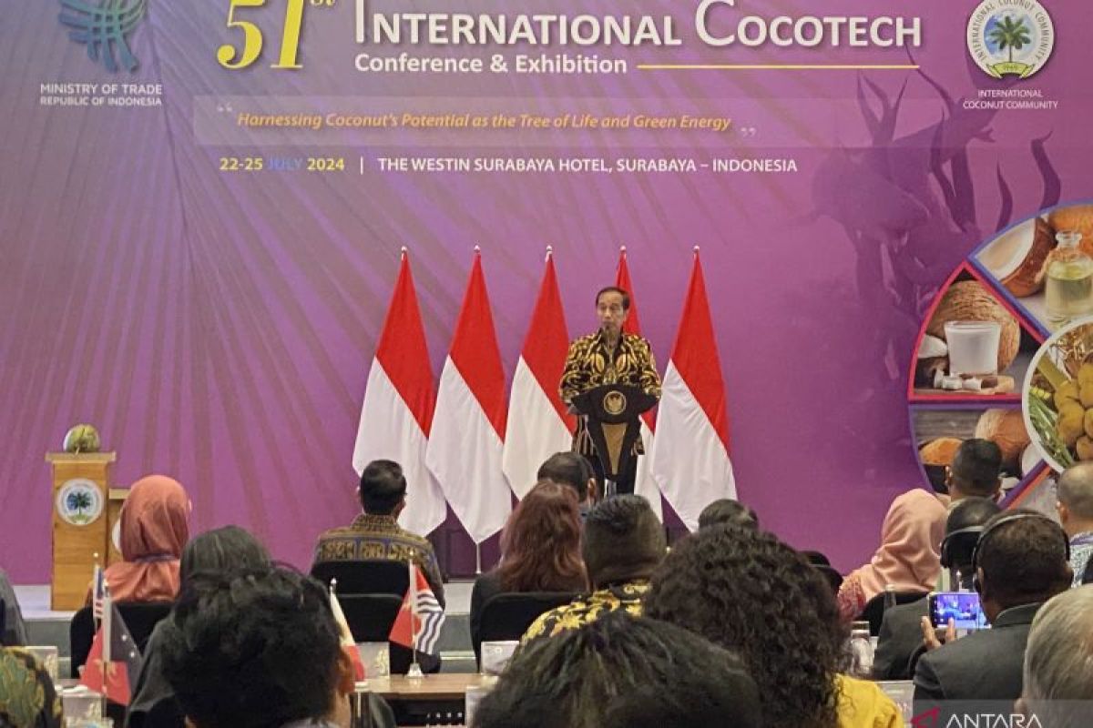 Jokowi encourages technology utilization for coconut downstreaming