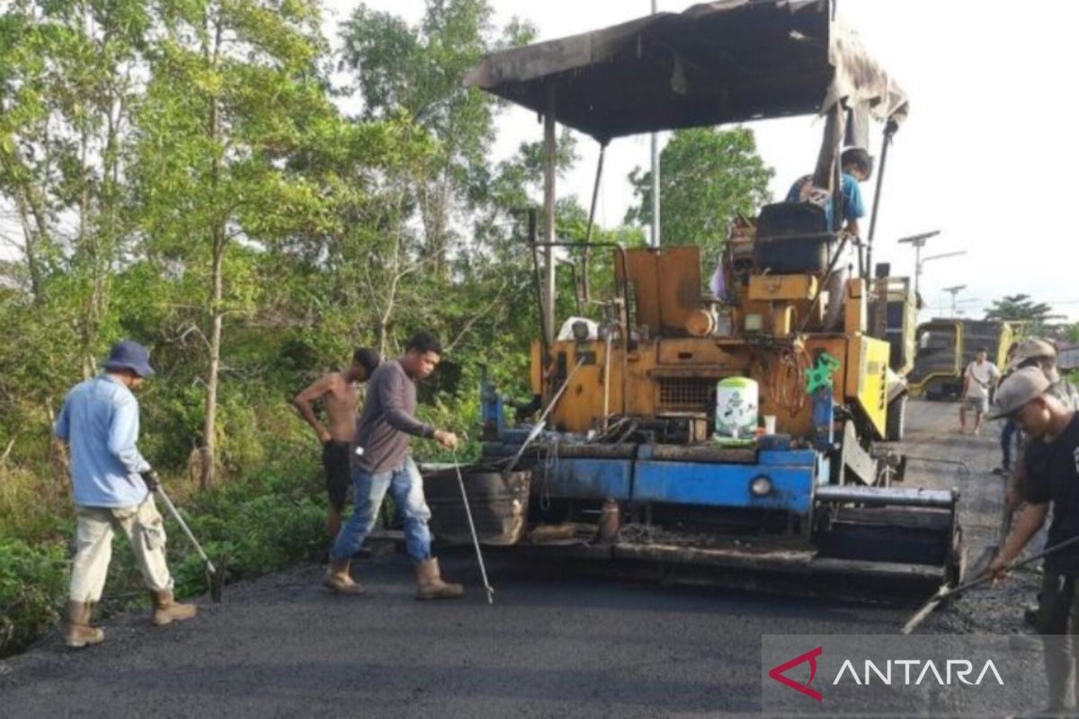 Pemkab Tanah Bumbu percepat bangun jalan sepanjang 45 kilometer 