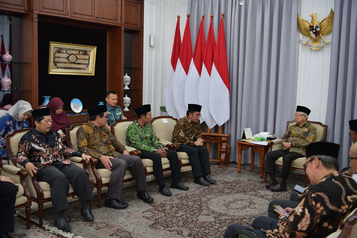 Wakaf uang dapat meningkatkan kesejahteraan masyarakat: VP Indonesia