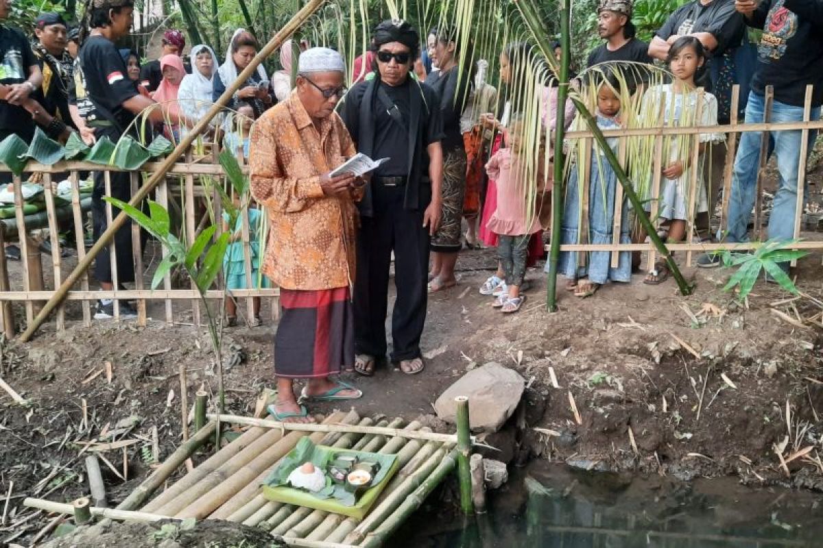 Purnama di Jambuan upaya merawat ruang hidup dengan jalan kebudayaan