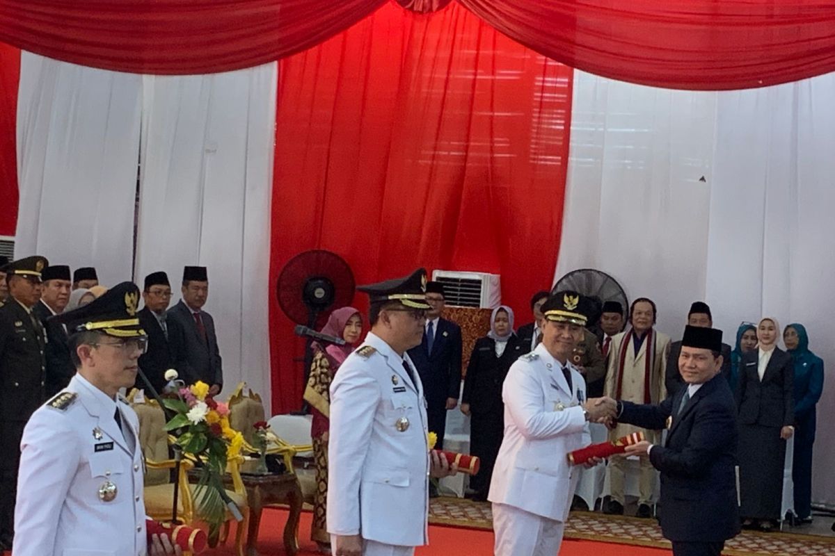 Penjabat Gubernur Elen Setiadi lantik tiga  Pj Bupati di Sumsel