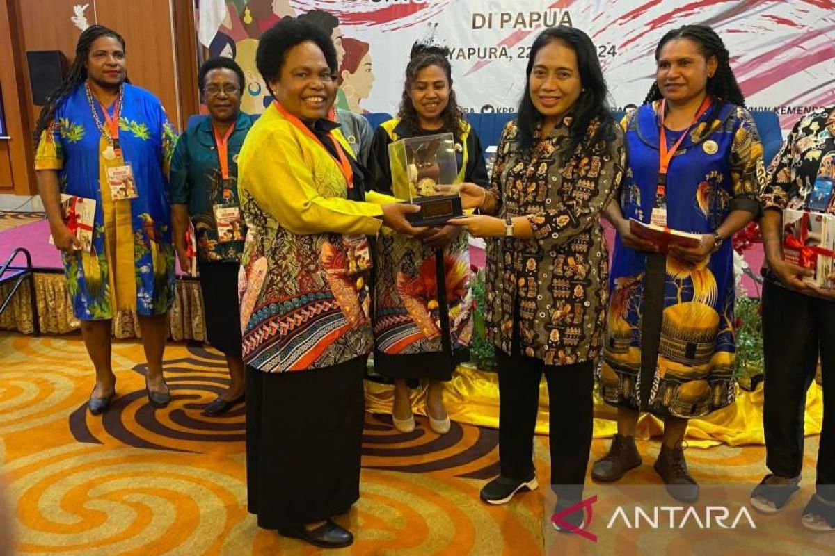 Menteri PPPA gandeng MRP perjuangkan isu perempuan & anak di Papua