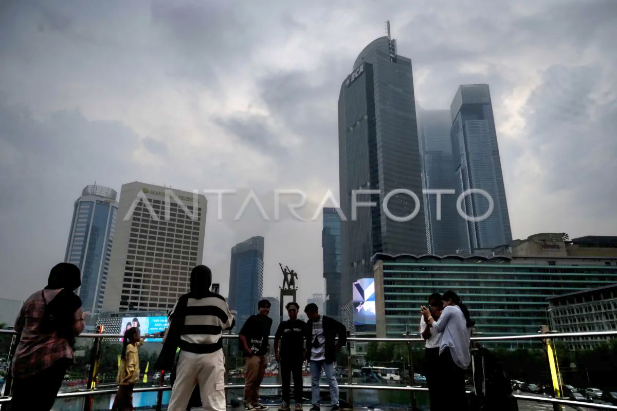 BMKG  prakirakan kondisi berawan di sejumlah kota besar Indonesia