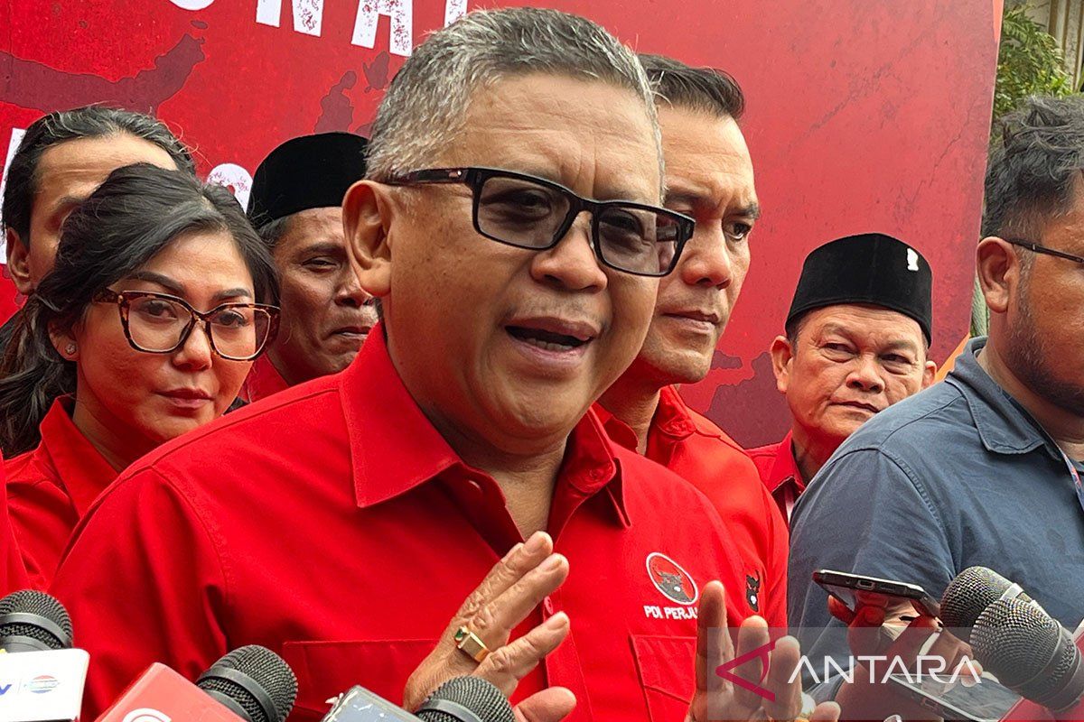 Sekjen PDIP: Anies pernah jadi rival tapi sekarang teman berdialog