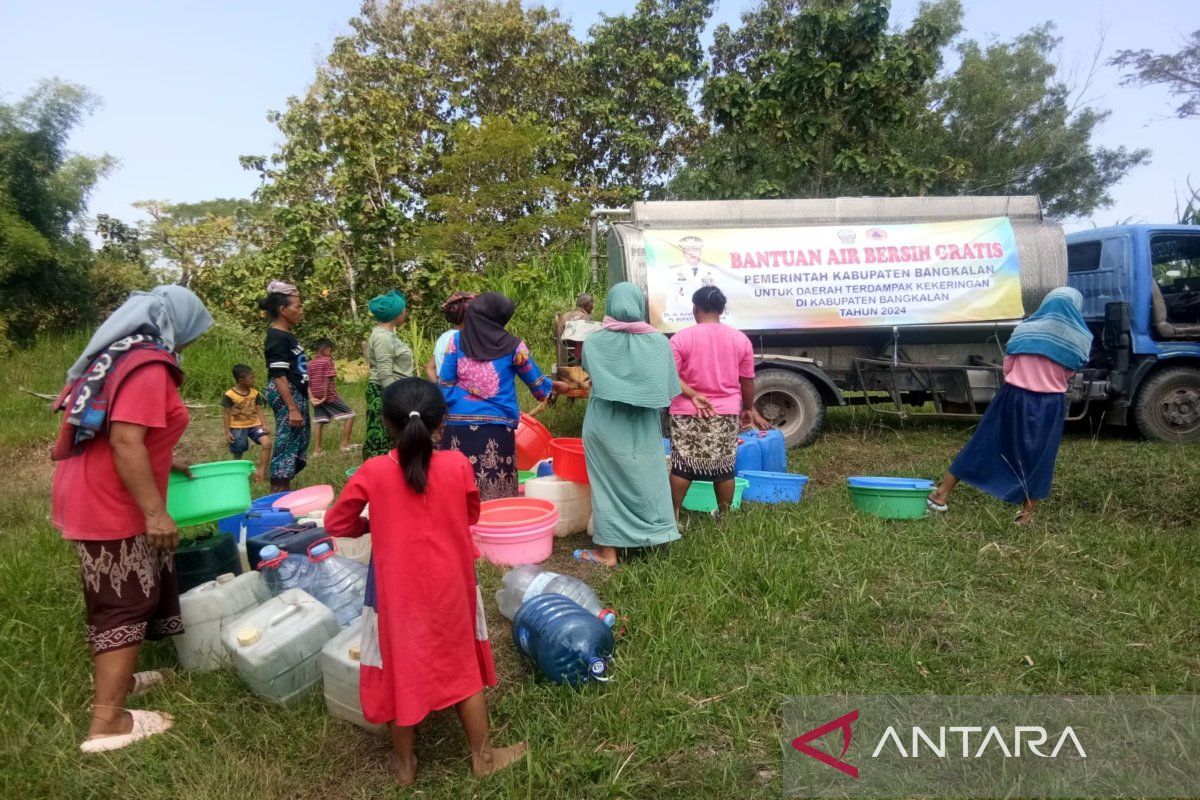 Pemkab Bangkalan salurkan bantuan air bersih untuk desa terdampak kekeringan