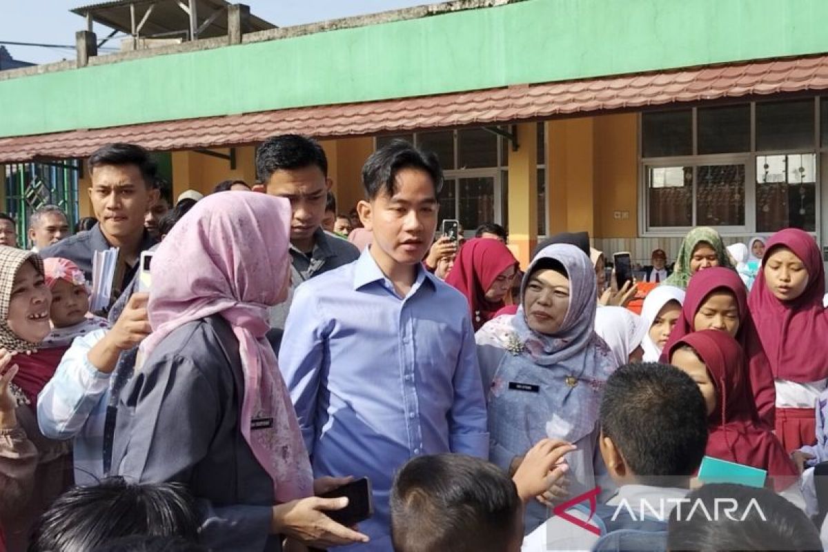 Gibran ungkap uji coba makan bergizi gratis didanai swasta