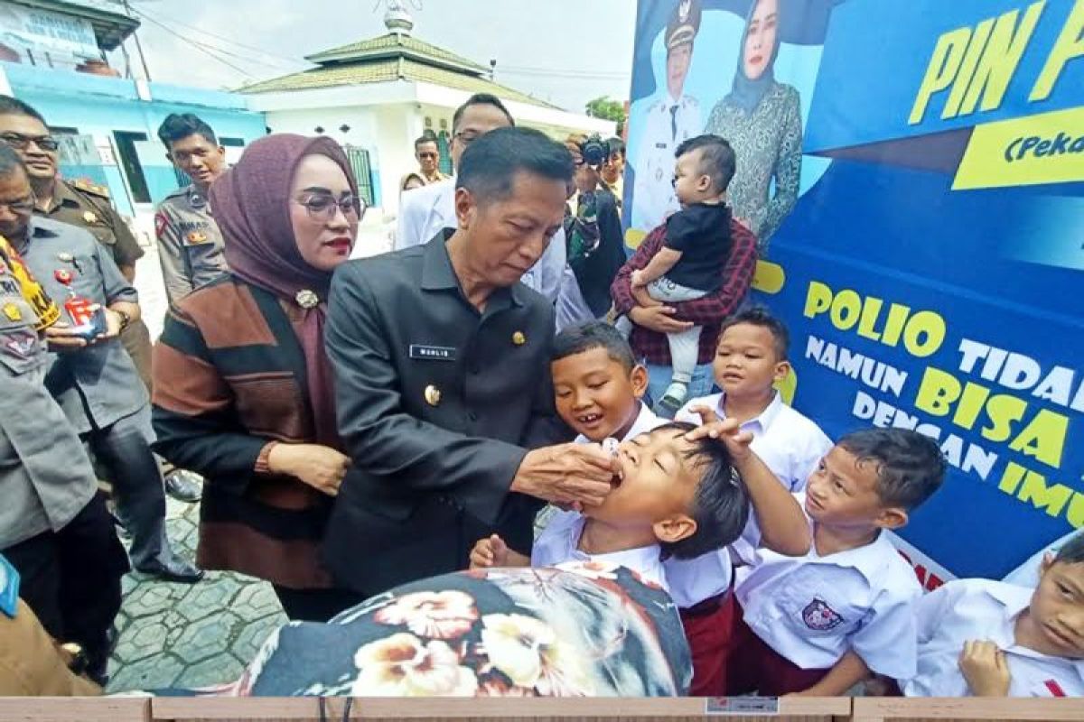 Pj Bupati Barito Utara canangkan Pekan Imunisasi Polio