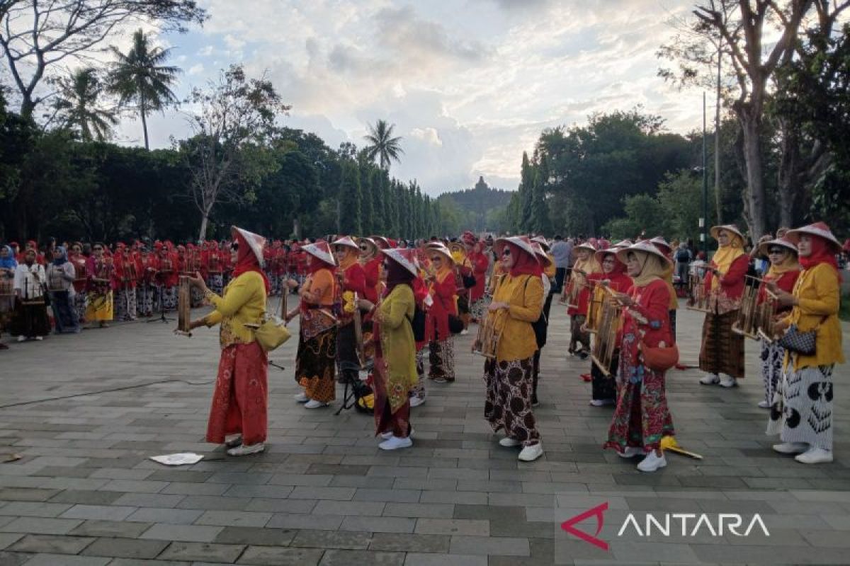 1.500 perempuan peringati HKN di Borobudur