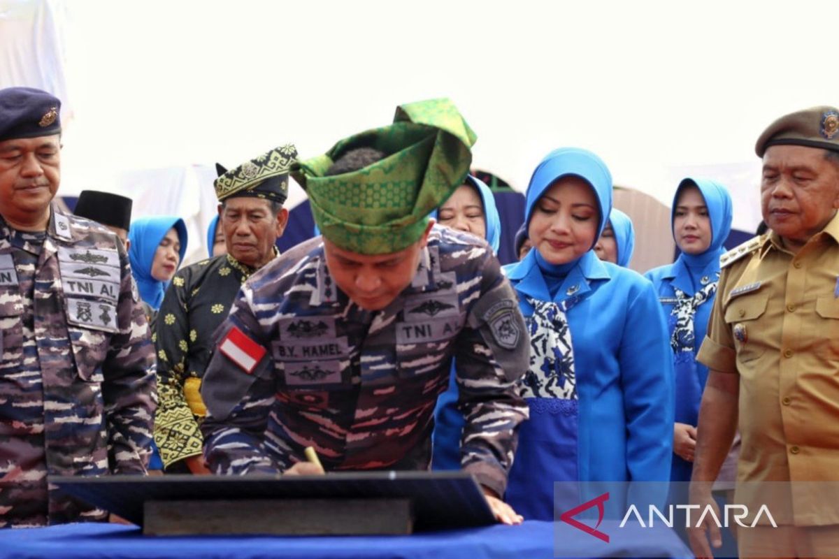 Resmikan Pos TNI AL Selatpanjang, Danlanal Dumai beri pesan penting