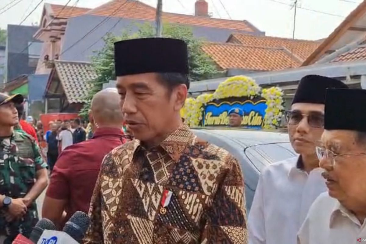 Presiden Jokowi sampaikan duka cita atas wafatnya Hamzah Haz