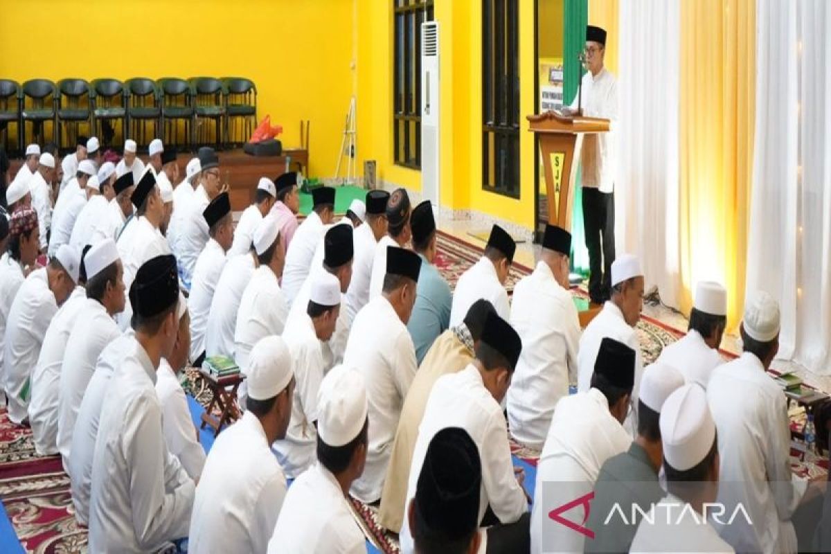 Pemkab gelar doa bersama sambut HUT ke-74  Kotabaru