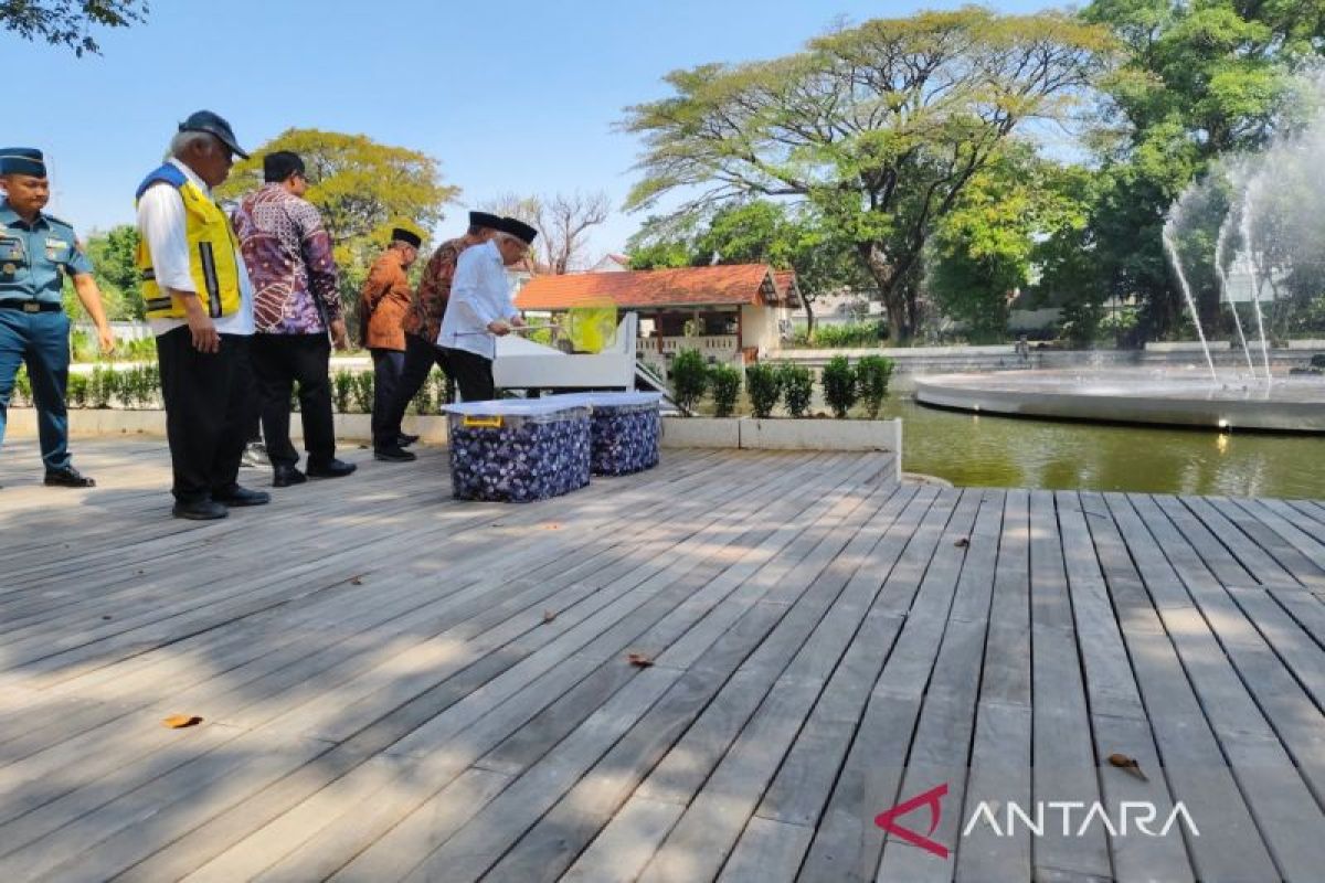 VP Amin officiates revitalized Balekambang Park in Central Java's Solo