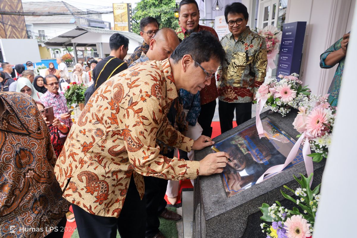 LPS: Rumah Batik Fractal dukung pemberdayaan UMKM batik - ANTARA News