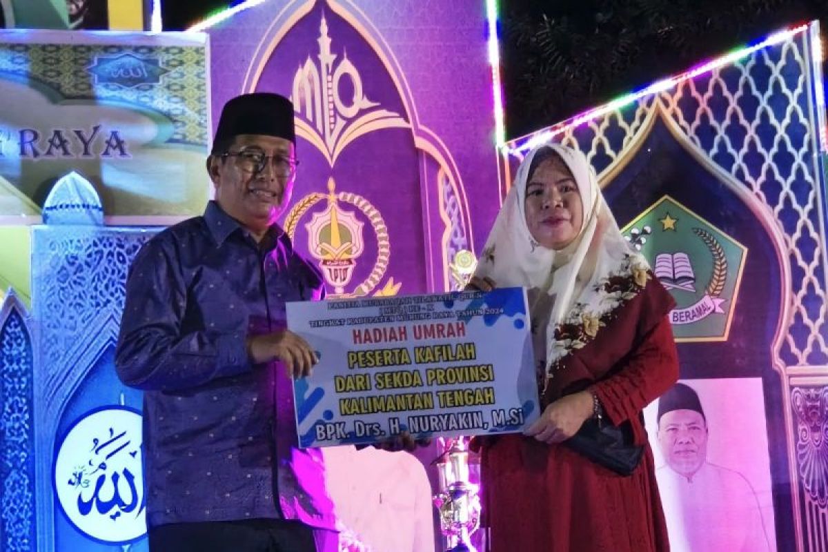 Sekda Kalteng hadiahkan tiga paket umroh pada MTQ Murung Raya