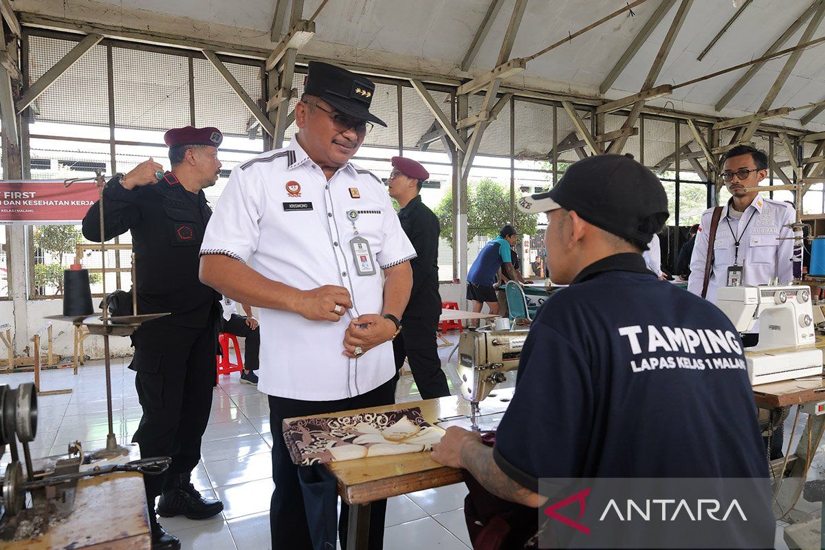 Stafsus Menkumham ajak WBP terus berkarya