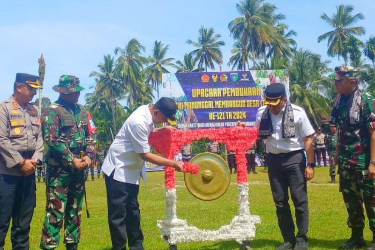 Bupati Pesisir Selatan buka TMMD Ke-121 di Lagan Mudiak Punggasan