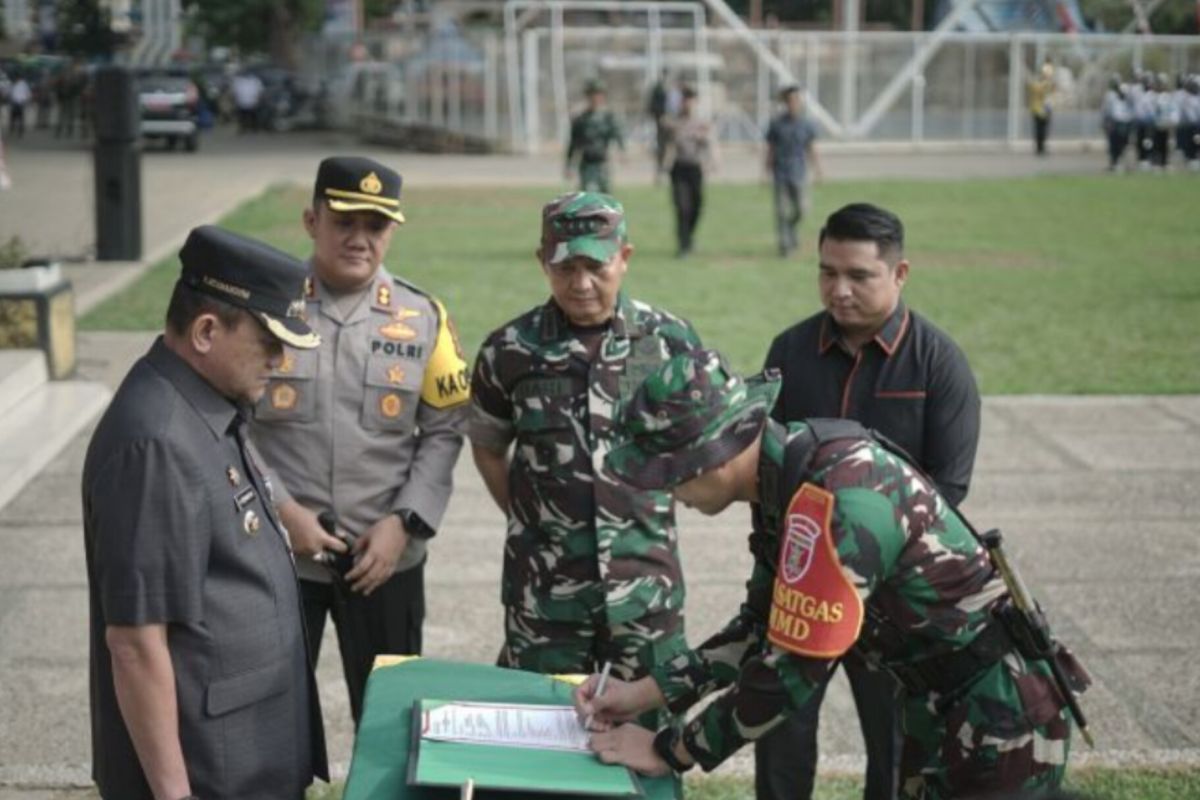 TMMD ke-121 buka jalan penghubung perbatasan dua kabupaten di Kalsel