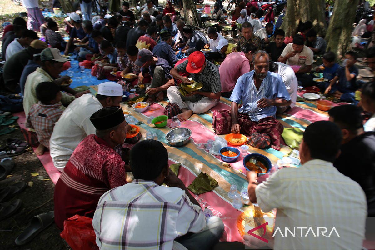 FOTO - Petani gelar kenduri blang di Aceh Besar