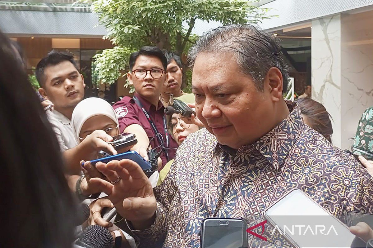 Isu perombakan kabinet mencuat, begini tanggapan Airlangga