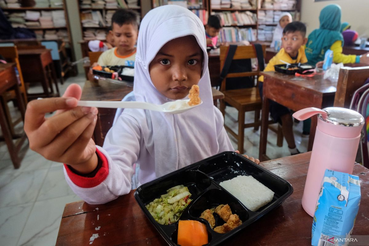 Indonesia's free meals program to boost food value chain: ministry