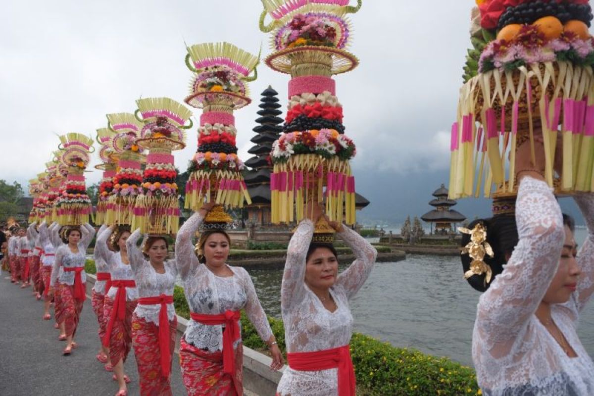 Festival Budaya Ulun Danu dongkrak kunjungan wisatawan 