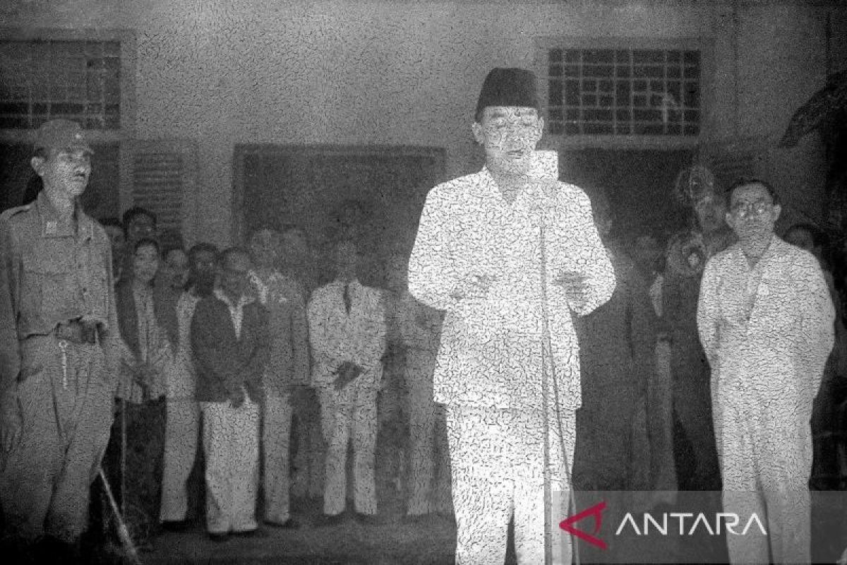 Tokoh-tokoh penyusun teks Proklamasi Kemerdekaan Indonesia - ANTARA News