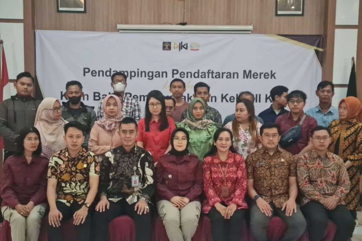 Kemenkumham Jatim fasilitasi klien pemasyarakatan daftar merek usaha