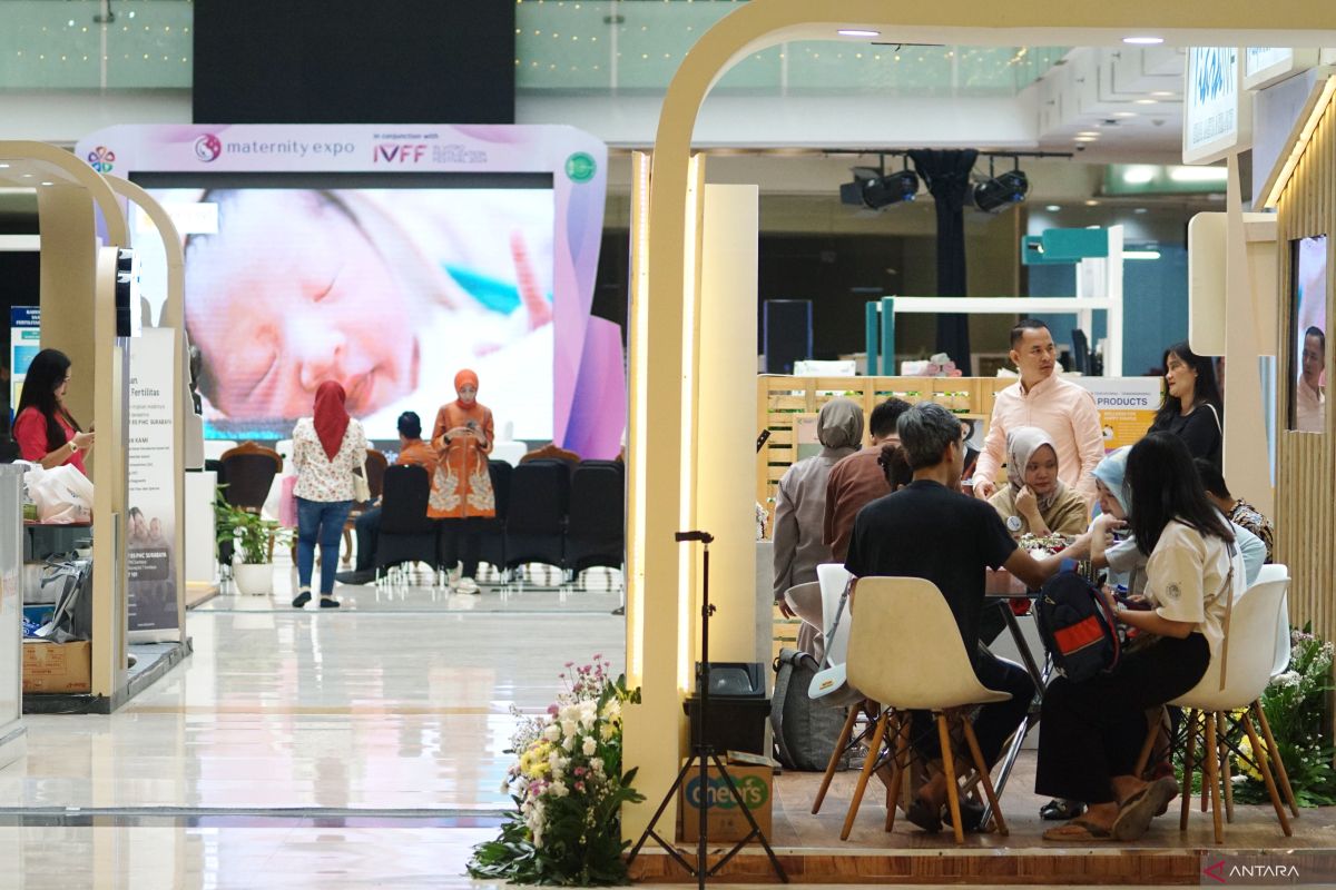 Pameran kesehatan program kehamilan dan bayi tabung digelar di Surabaya