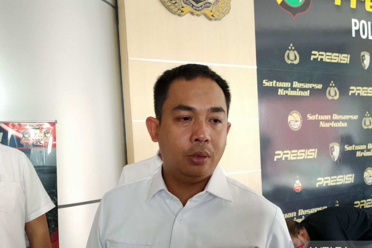 Polisi bongkar sindikat judi online yang memiliki sekitar 400 ATM