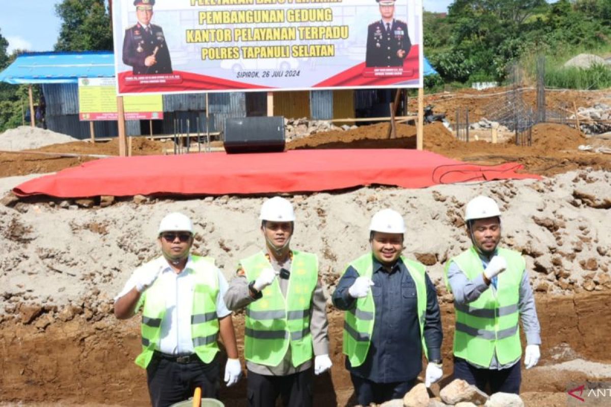 Gedung SPKT Polres Tapsel dibangun, Bupati Dolly hadir dan  bilang begini