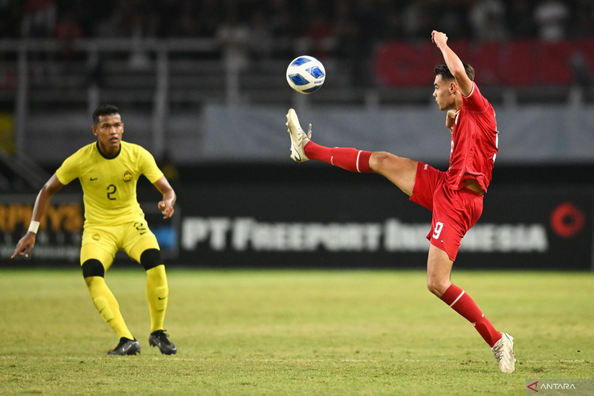 Indonesia dan Malaysia bermain imbang tanpa gol babak pertama