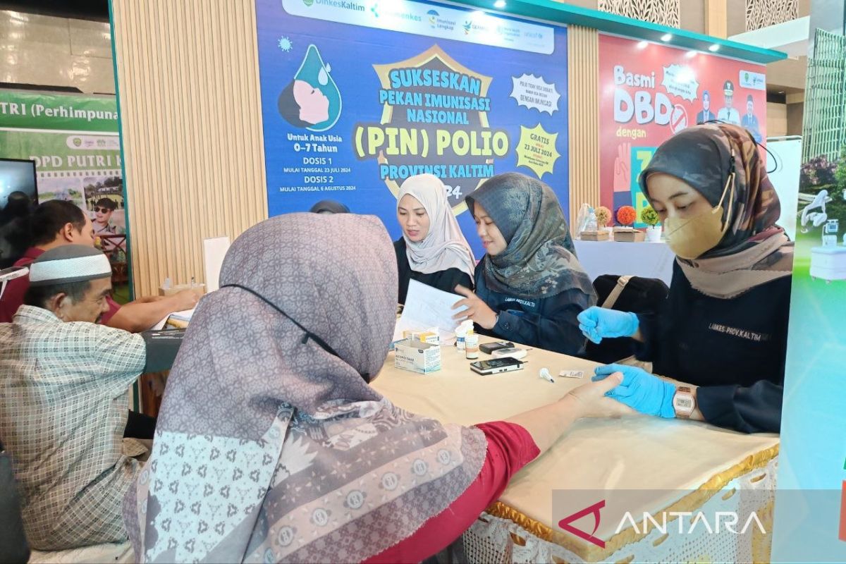 Warga manfaatkan cek kesehatan gratis di Kaltim Expo 2024