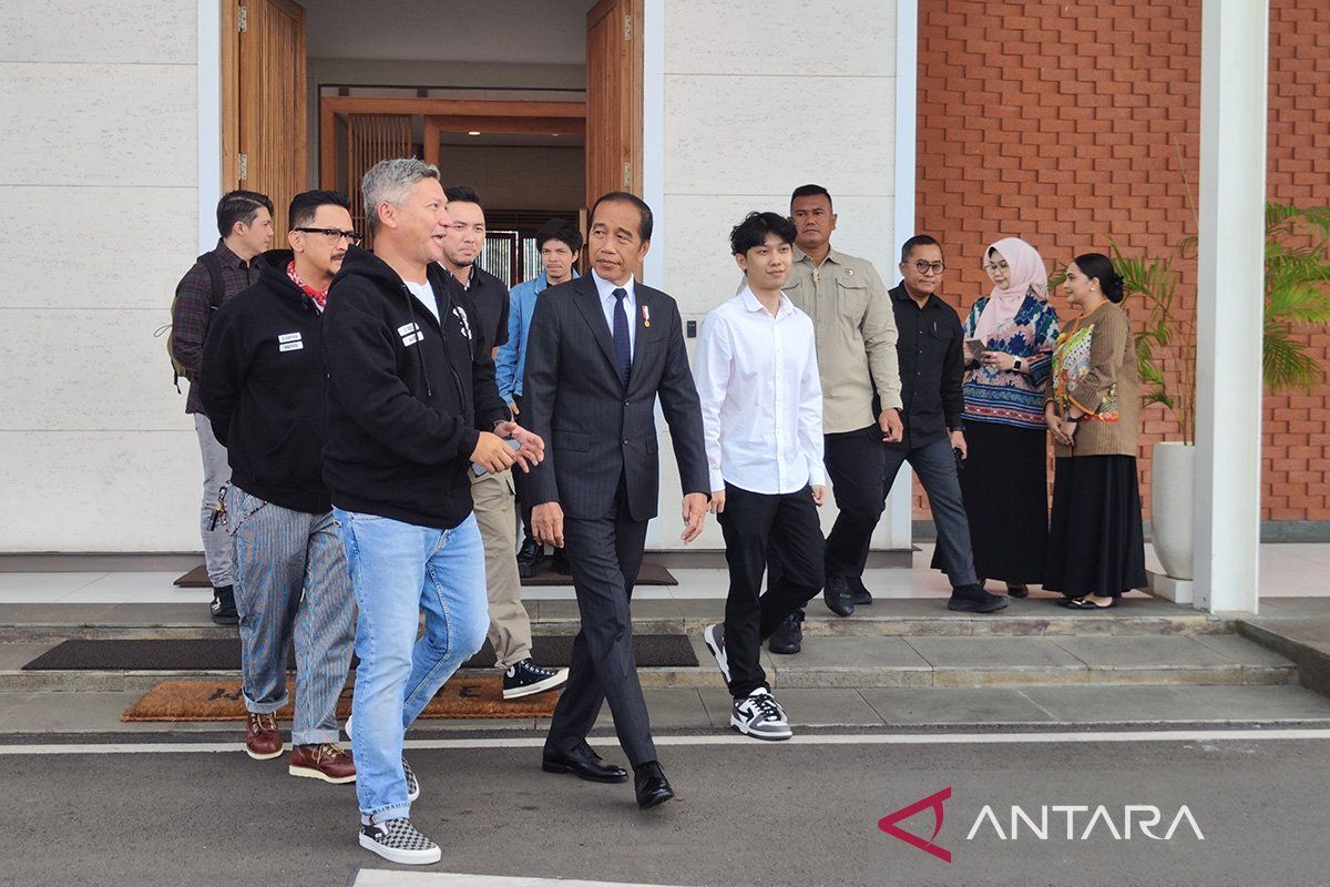 Presiden bertolak ke IKN bersama influencer untuk resmikan jembatan