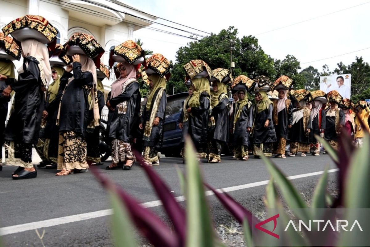 Tanah Datar angkat tradisi budaya jadi agenda wisata unggulan