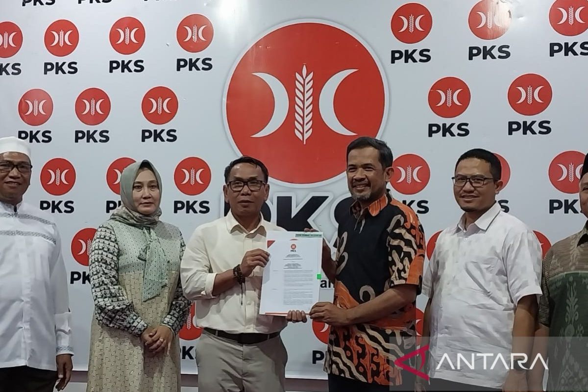 PKS usung politisi Golkar Achmad Puaddi maju Pilkada Lombok Tengah 2024