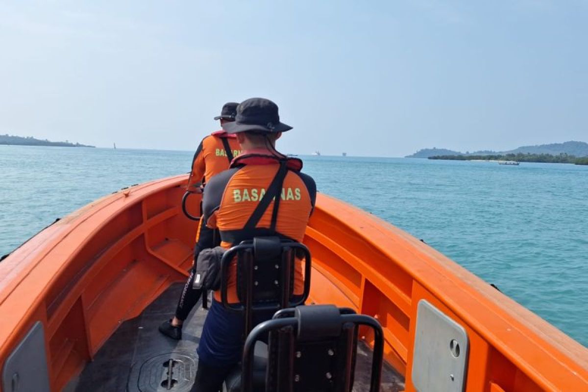 SAR cari nelayan hilang di perairan laut Lampung Selatan Senin pagi