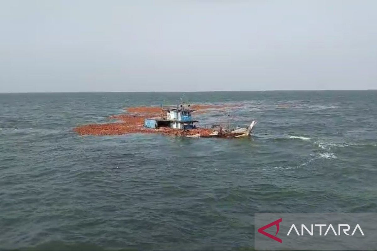 Awak kapal tenggelam di Selat Malaka diselamatkan MRCC Malaysia