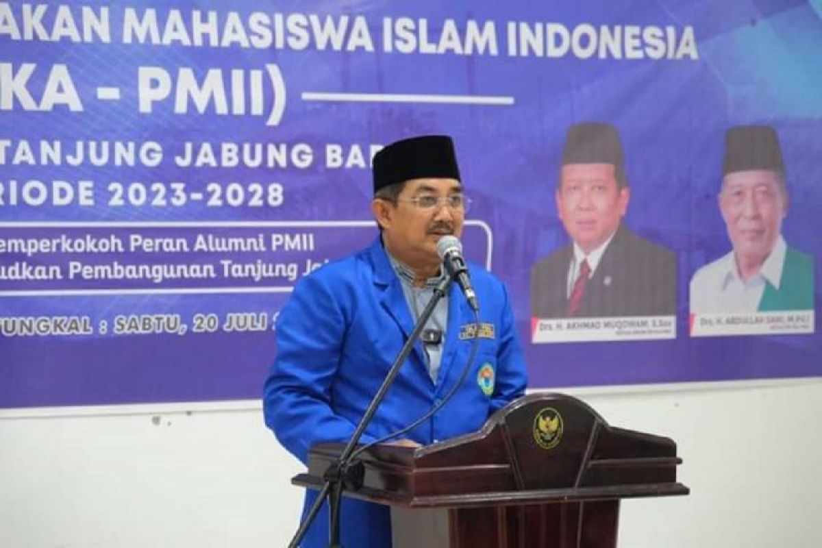 IKA PMII Tanjab Barat dilantik, Bupati Anwar Sadat harap organisasi berperan akktif dalam pembangunan