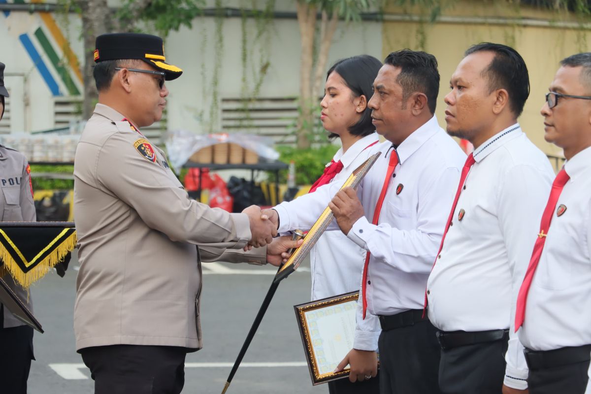 175 personel Polres Jakut raih penghargaan kinerja dari Kapolda