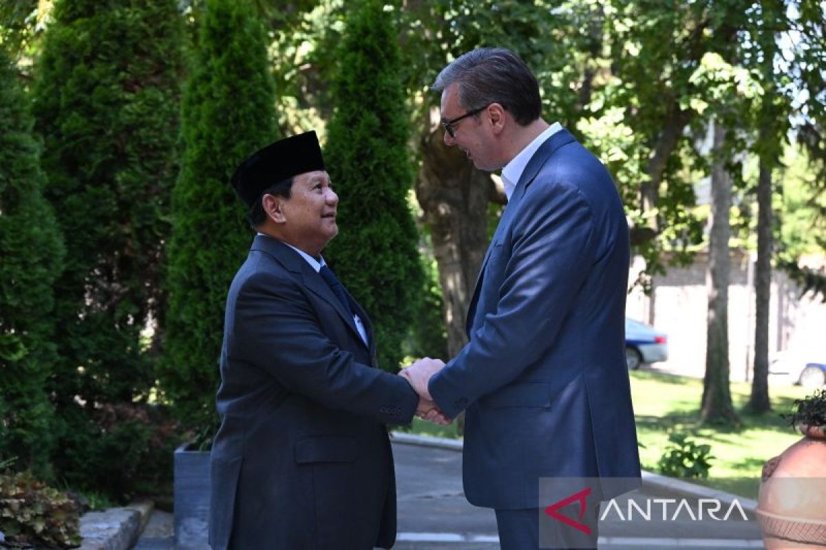 Minister Prabowo meets Serbian President Vui to boost cooperation