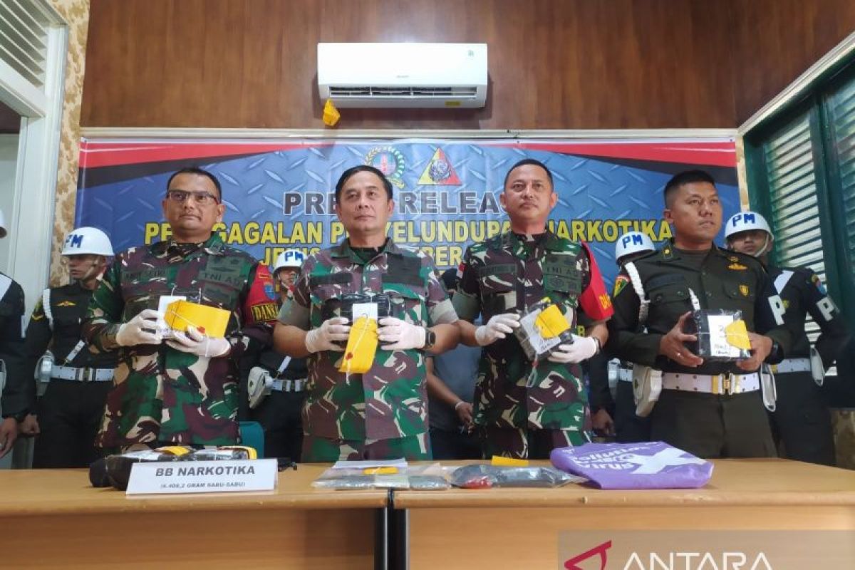 TNI bersama masyarakat perbatasan gagalkan penyelundupan 6,3 Kg sabu