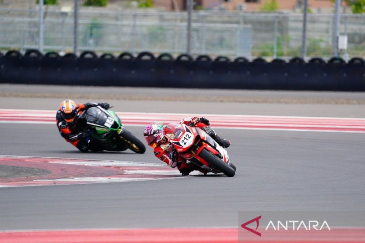 Pembalap muda Astra Honda borong podium di ARRC Mandalika