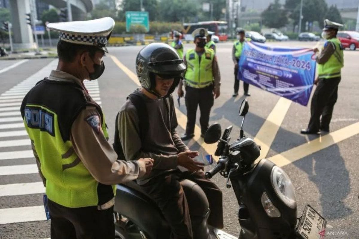 Layanan SIM Keliling tetap tersedia di lima lokasi Jakarta pada Sabtu