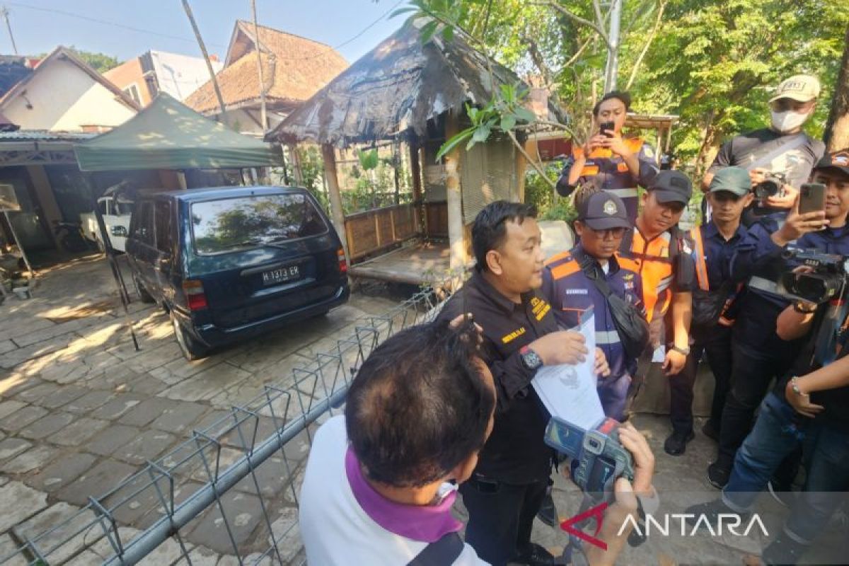 KAI tertibkan tujuh rumah aset di Semarang